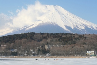 2月11日ワカサギ船1.jpg