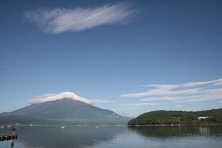 7月7日早朝の湖畔から.jpg